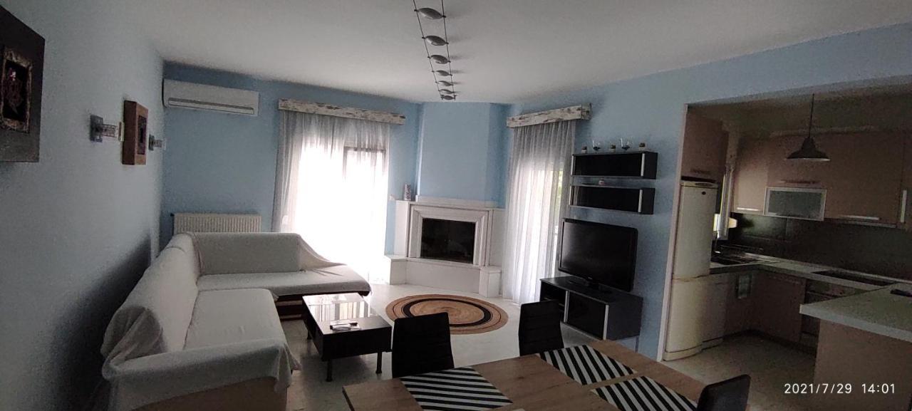 Epavlis Apartment Néa Péramos Buitenkant foto