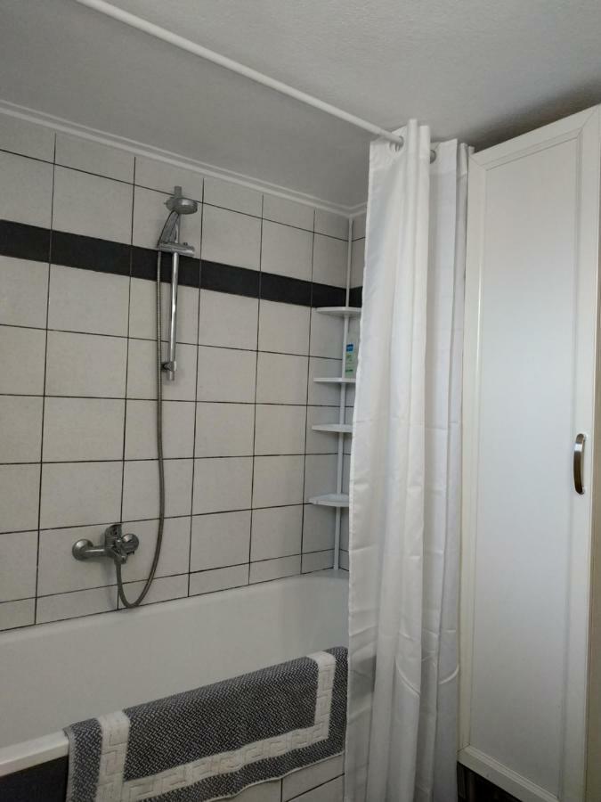 Epavlis Apartment Néa Péramos Buitenkant foto