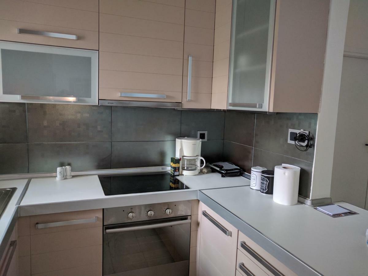 Epavlis Apartment Néa Péramos Buitenkant foto